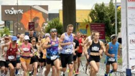FOTO: V poradí už 14. Banskobystrický maratón v nestálom počasí s celkovou účasťou viac ako 3 000 bežcov