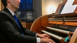 FOTO: Vivat Vox Organi 2025 má za sebou úžasný deň s dvojkoncertom francúzskeho organistu Vincenta Dubois