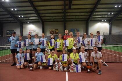 Prvé tri tímy mladších žiačok na turnaji v Šport aréne Banská Bystrica