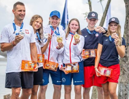 Sára Žuborová prvá sprava bronzová v Pohári národov s Marekom Škamlom
