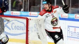 Bystričania do tretice vyhrali, otočili doma duel s Popradom a sú stále prví + HLASY