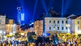 Svetlo v meste Banská Bystrica tento rok rozsvieti dominanty Námestia slobody