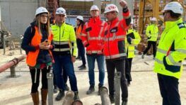 Rozostavanú novú nemocnicu v Banskej Bystrici navštívili zástupcovia Európskej komisie