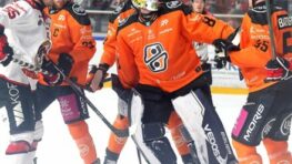 FOTO: Bystrickí hokejisti tesne podľahli Košiciam, v závere to bola dráma + HLASY