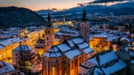 Banskobystrické Vianoce 2025 aj s vianočnými trhmi sú otvorené