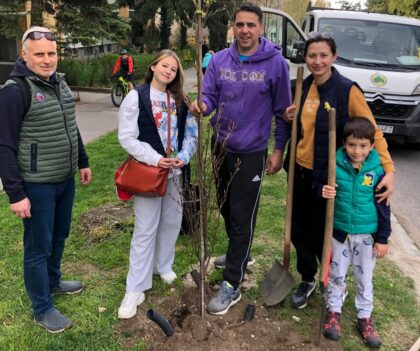 Vladimír Ivan v strede