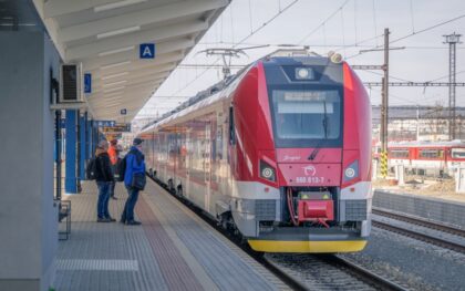 Nízkopodlažná elektrická jednotka Panter ZSSK