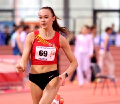 Nina Hejčíková, rekordérka SR v behu na 200 m kategórie U18
