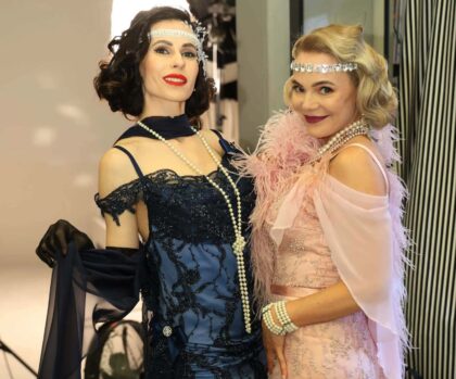 Zľava Tina (Katka Ivanková) a Coco (Lucia Lapišáková)