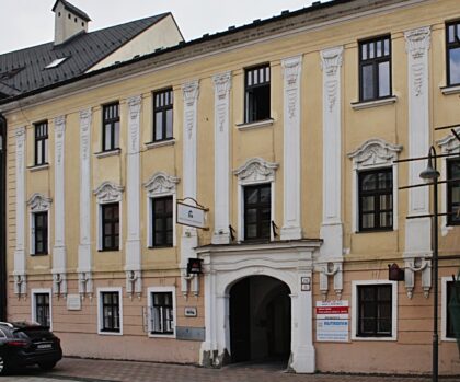 Bottov dom na Lazovnej 11