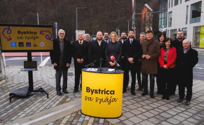Diana Javorčíková s podporovateľmi