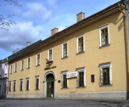 Novohradské múzeum a galéria v Lučenci 