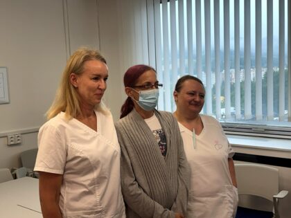 Zľava MUDr. Martina Konkokoľová, pani Margita a MUDr. Svetlana Selčanová, PhD.