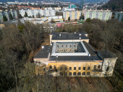 Kaštieľ Radvanských