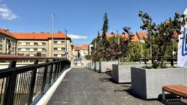FOTO: Most pri malej železničnej stanici je dokončený, tento týždeň sa otvorí pre verejnosť