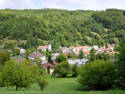 Tajov