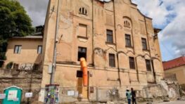 Vďaka dvojmiliónovej investícii z eurofondov a od štátu začala obnova historického Penovho domu na Striebornom námestí