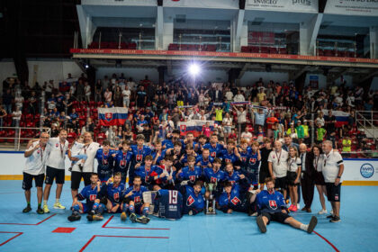 Majstri sveta v hokejbale U16