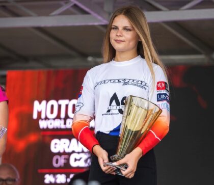Sára Žuborová