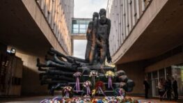 FOTO: Celonárodné oslavy 82.výročia SNP prilákali do Banskej Bystrice vyše 15 tisíc návštevníkov