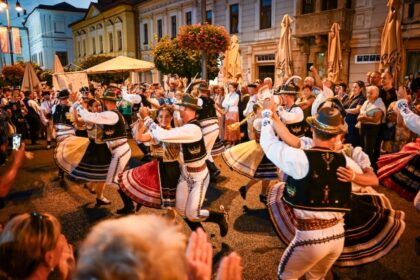 Slovenský deň kroja v uliciach Banskej Bystrice