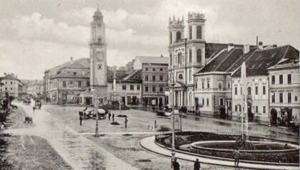 Námestie s Hodinovou vežou 1905