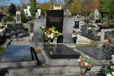 hrob Terézie Vansovej