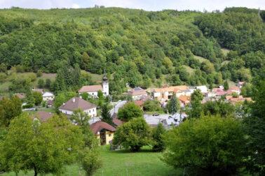 Tajov